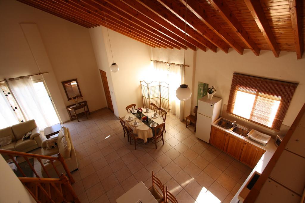 Hilltop Chalet Πισσούρι Εξωτερικό φωτογραφία